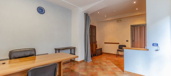 35m² Commercial property in Rome, Italy No. 353089 21