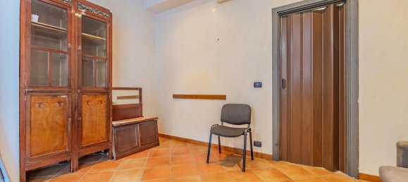 35m² Commercial property in Rome, Italy No. 353089 23