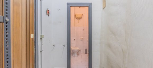 35m² Commercial property in Rome, Italy No. 353089 7