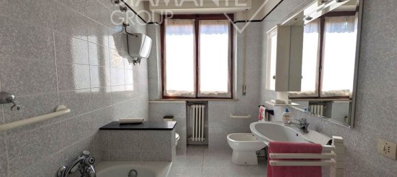 3 Schlafzimmer Wohnung in Chiusi, Italy, Nr. 352771 15