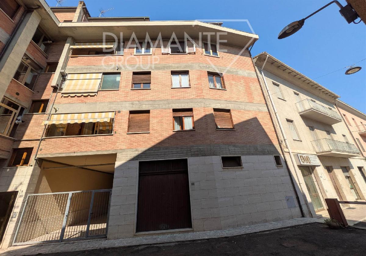 3 Schlafzimmer Wohnung in Chiusi, Italy, Nr. 352771