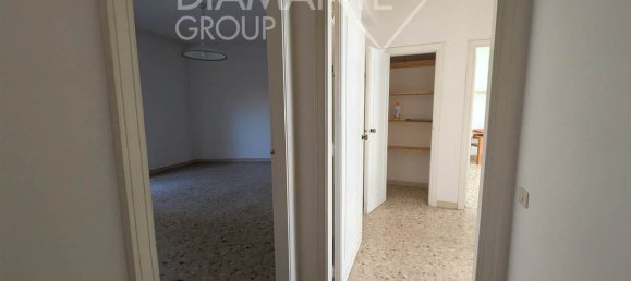 3 Schlafzimmer Wohnung in Chiusi, Italy, Nr. 352771 11