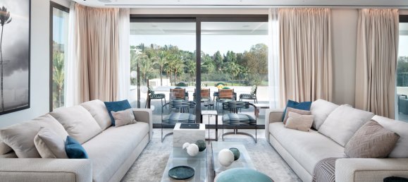 Apartamento de 4 dormitorios en EPIC, Marbella, Spain No. 15507 10