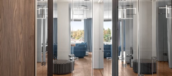 Apartamento de 4 dormitorios en EPIC, Marbella, Spain No. 15507 12