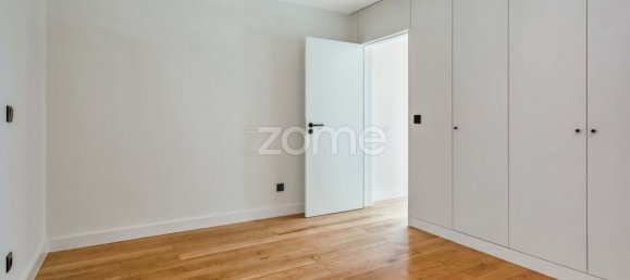 4 Schlafzimmer Haus in Vila Nova de Gaia, Portugal, Nr. 16744 11