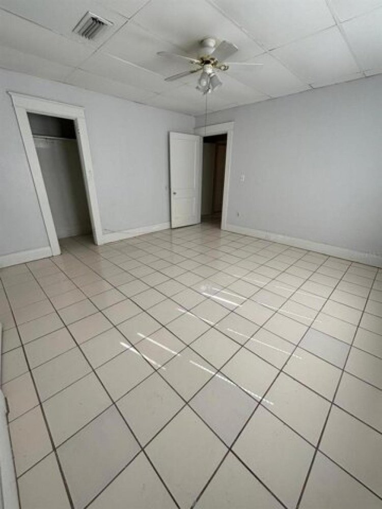 Casa de 3 dormitorios en Tampa, USA No. 303978