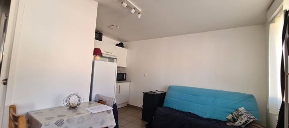 Studio in Amiens, France, Nr. 209851 4
