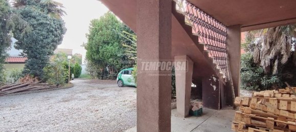 3 Schlafzimmer Villa in Padua, Italy, Nr. 103073 2