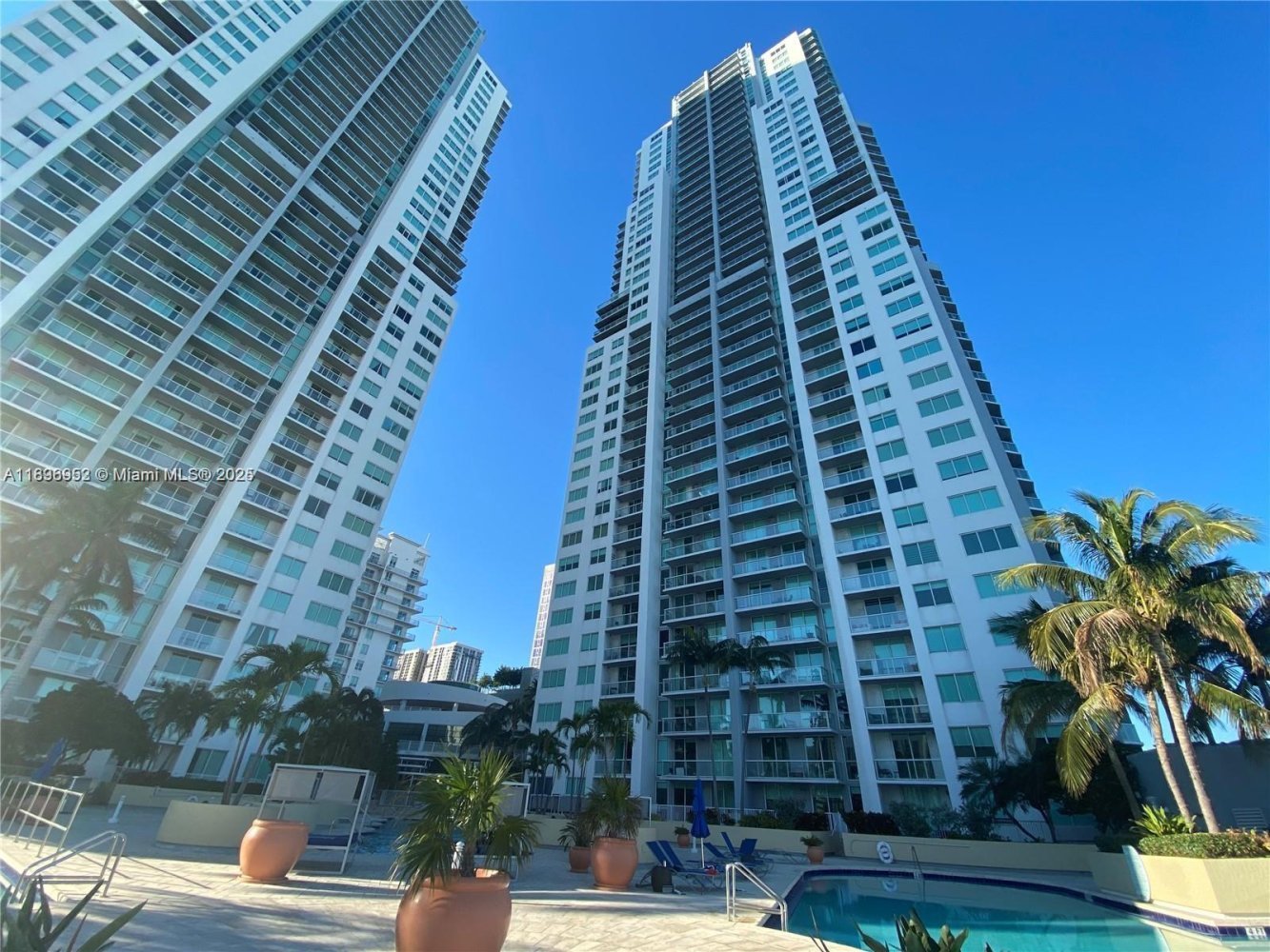 2 dormitorios propiedad comercial en venta en Miami, Miami-Dade, Florida, USA № 614859