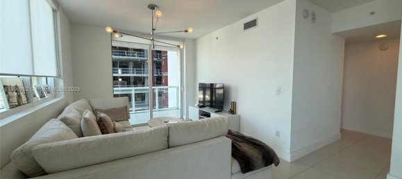 2 dormitorios propiedad comercial en venta en Miami, Miami-Dade, Florida, USA № 614859 19