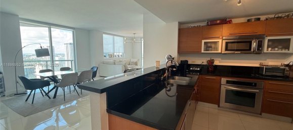 2 dormitorios propiedad comercial en venta en Miami, Miami-Dade, Florida, USA № 614859 11