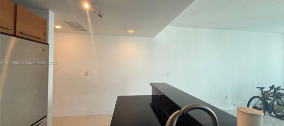 2 dormitorios propiedad comercial en venta en Miami, Miami-Dade, Florida, USA № 614859 15