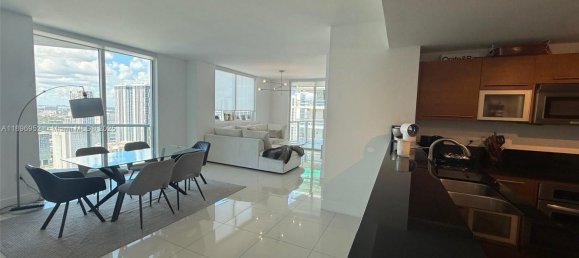 2 dormitorios propiedad comercial en venta en Miami, Miami-Dade, Florida, USA № 614859 10