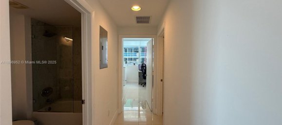 2 dormitorios propiedad comercial en venta en Miami, Miami-Dade, Florida, USA № 614859 21