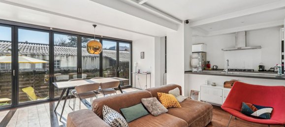 4 bedrooms House in Montreuil, France No. 293243 4