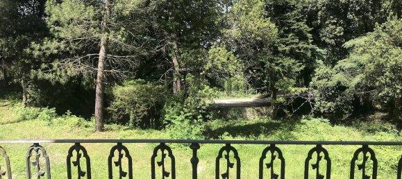 5 bedrooms Villa in Cortona, Italy No. 366 5