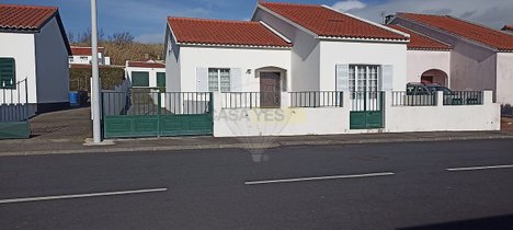 Дом с 3 спальнями в Понта Делгада, Португалия № 35534