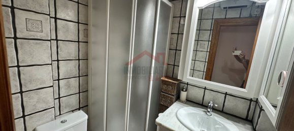 3 bedrooms House in El Altet, Spain No. 148888 3