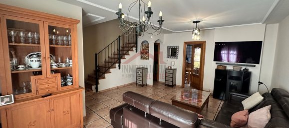 3 bedrooms House in El Altet, Spain No. 148888 24