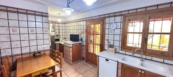 3 bedrooms House in El Altet, Spain No. 148888 37