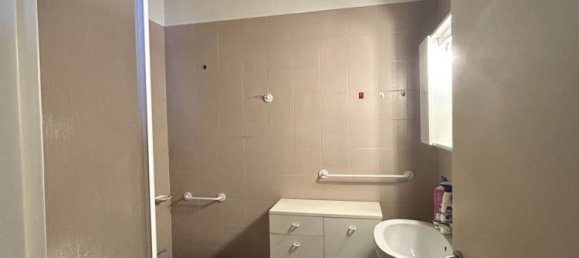 Apartamento de 2 dormitorios en Piacenza, Italy No. 322312 10
