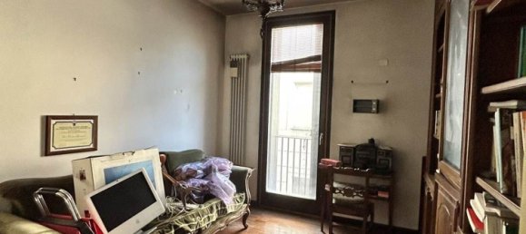 Apartamento de 2 dormitorios en Piacenza, Italy No. 322312 3