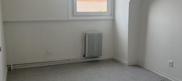 4 Schlafzimmer Haus in Wattrelos, France, Nr. 59591 21