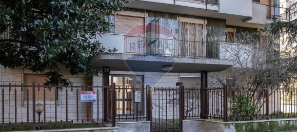 Ático de 4 habitaciónes en San Donato Milanese, Italy No. 7405 34