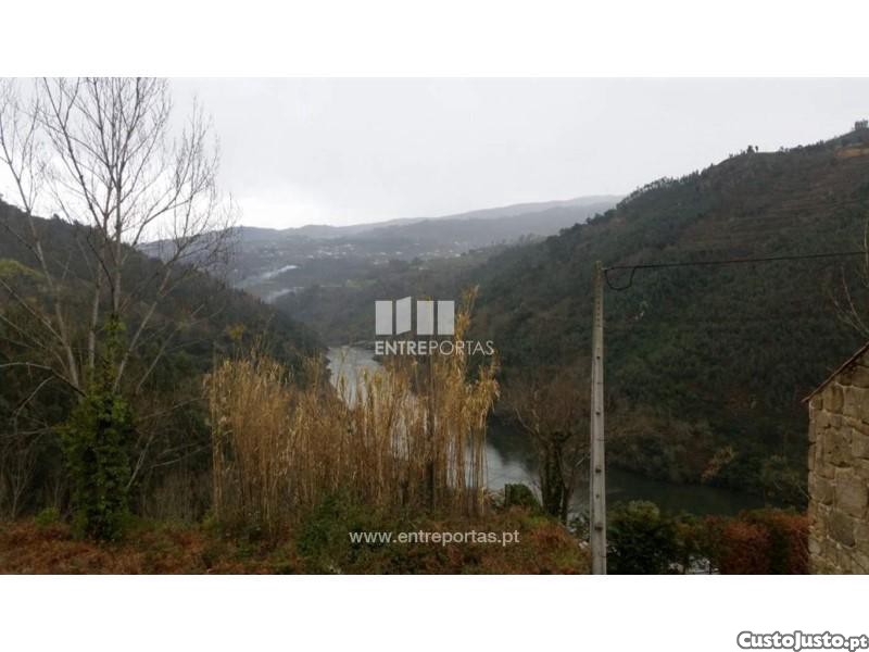 1960m² Land in Marco de Canaveses, Portugal No. 59364