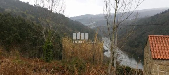 1960m² Land in Marco de Canaveses, Portugal No. 59364 5