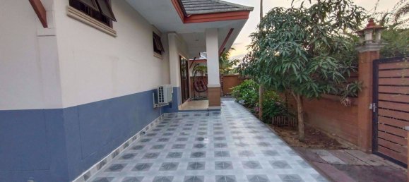 8 bedrooms Cafe / restaurant in Pattaya, Thailand No. 1808 11