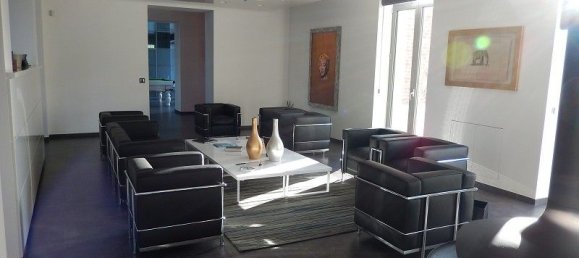 5 bedrooms Castles in Valenciennes, France No. 243559 12