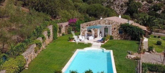 Villa de 6 habitaciónes en Luogosanto, Italy No. 34132 2