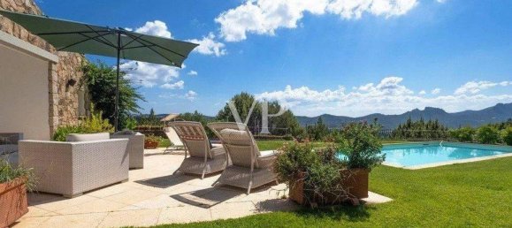 Villa de 6 habitaciónes en Luogosanto, Italy No. 34132 33