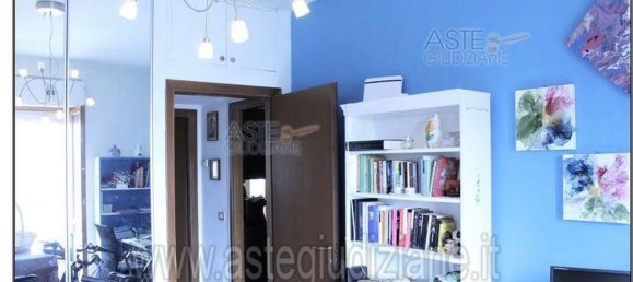 4 rooms Apartment in Rome, Italy No. 185653 19