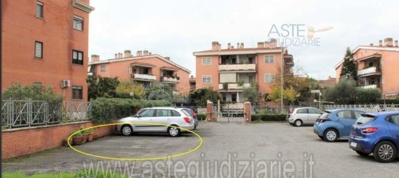 4 rooms Apartment in Rome, Italy No. 185653 10