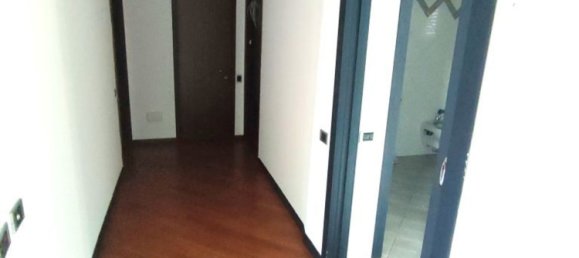 3 bedrooms Apartment in Seveso, Italy No. 329809 9