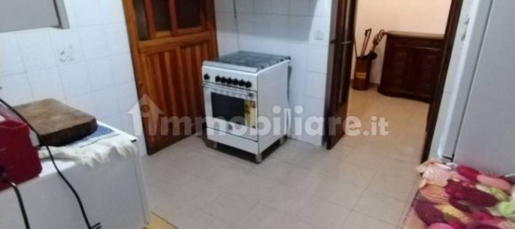 Apartamento de 2 dormitorios en Tivoli, Italy No. 298544 16
