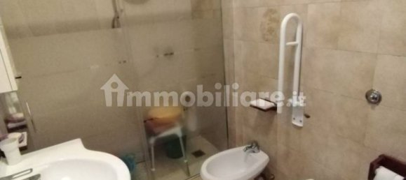 Apartamento de 2 dormitorios en Tivoli, Italy No. 298544 18
