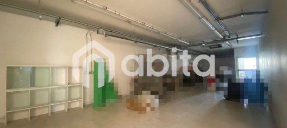 Склад 1700м² в Лоро Чуффенна, Италия № 278770 9