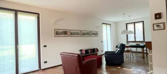 4 chambres Villa à Montano Lucino, Italy No. 84687 8