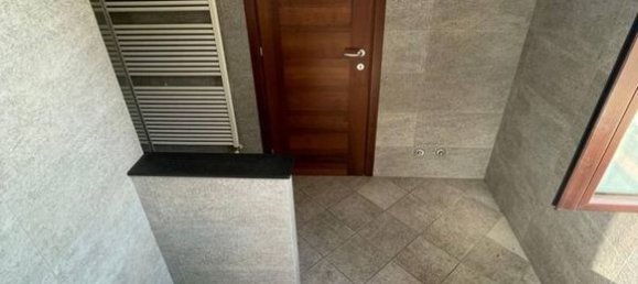 4 chambres Villa à Montano Lucino, Italy No. 84687 16