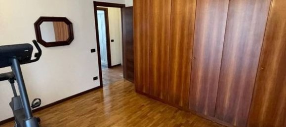 4 chambres Villa à Montano Lucino, Italy No. 84687 18