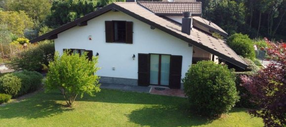 4 chambres Villa à Montano Lucino, Italy No. 84687 2