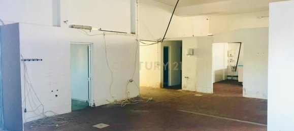 210m² Commercial property in Tavira, Portugal No. 236230 2