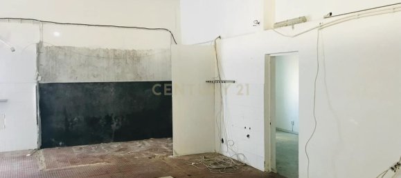 210m² Commercial property in Tavira, Portugal No. 236230 4