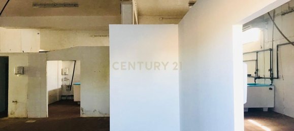 210m² Commercial property in Tavira, Portugal No. 236230 7