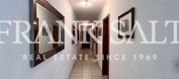 3 bedrooms Apartment in Birgu, Malta No. 6324 3