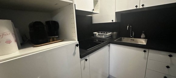 Studio in Antony, France, Nr. 170117 3