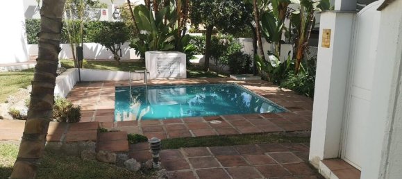 4 bedrooms Townhouse in Marbella, Spain No. 131180 9